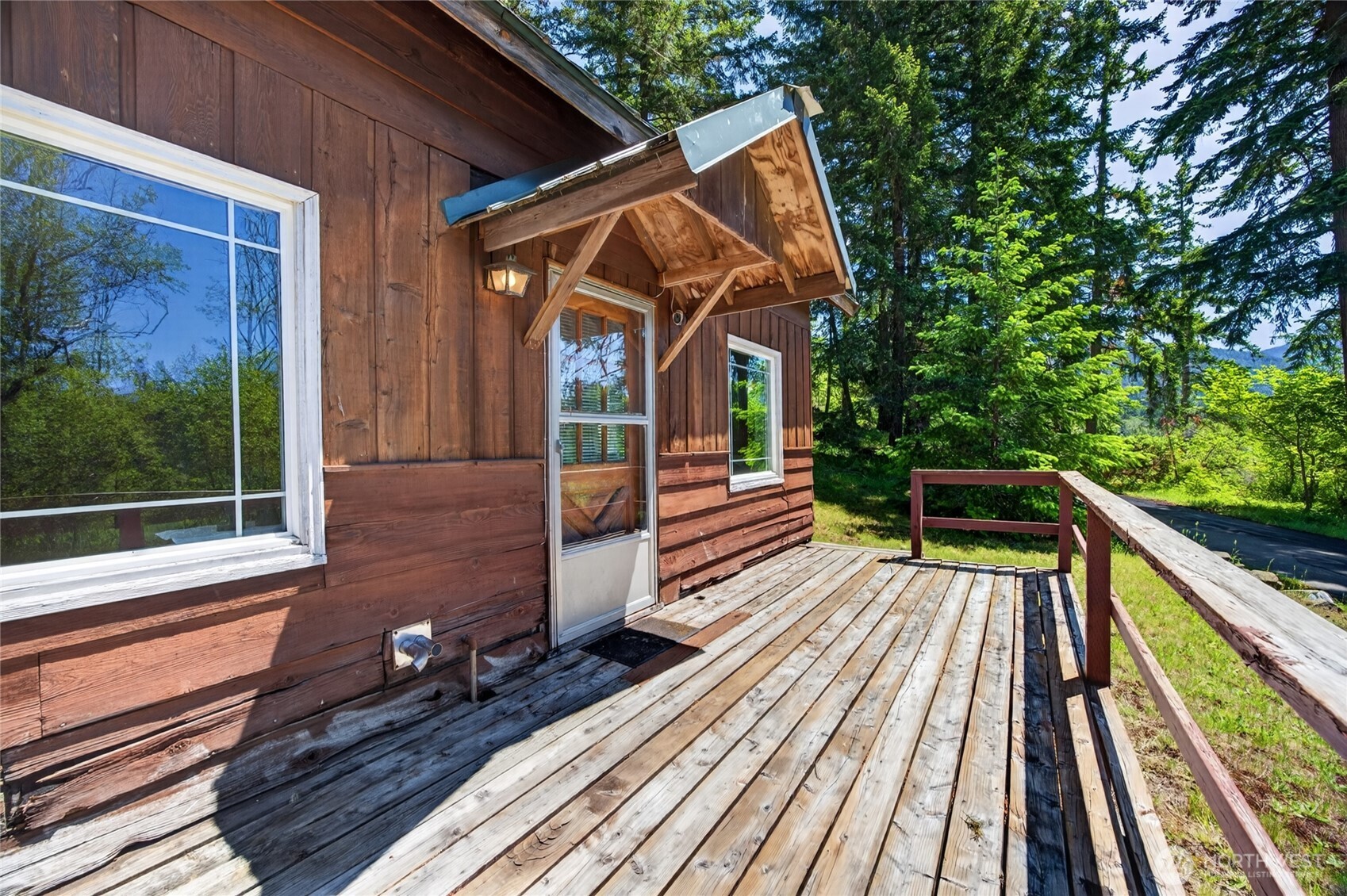 121 Powerhouse Road Packwood, WA 98361 - Photo 4 of 39