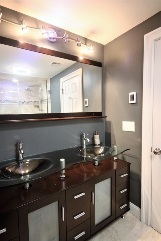 96 Coolidge Circle Northborough, MA 01532 - Photo 21 of 41