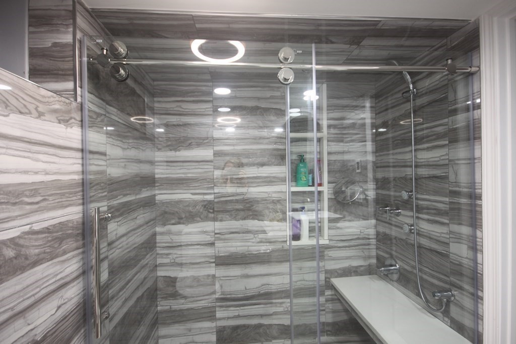 96 Coolidge Circle Northborough, MA 01532 - Photo 32 of 41