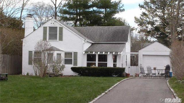32 East Maple Road Greenlawn, NY 11740 - Photo 1 of 1 Gallery Image 1