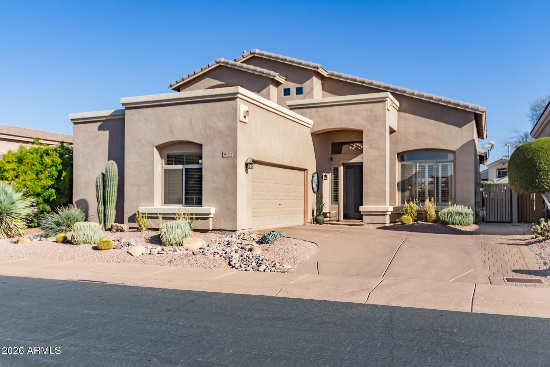 5030 East Kirkland Road Phoenix, AZ 85054 - Photo 2 of 61