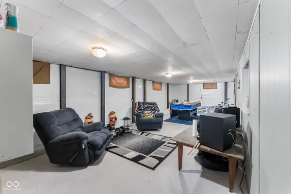 $219,900 | 830 South Main Street, Brownstown, IN 47220