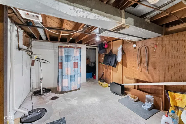 $219,900 | 830 South Main Street, Brownstown, IN 47220