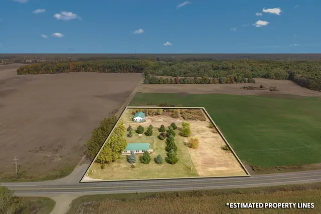 $280,000 | 10149 Dennings Road, Jonesville, MI 49250