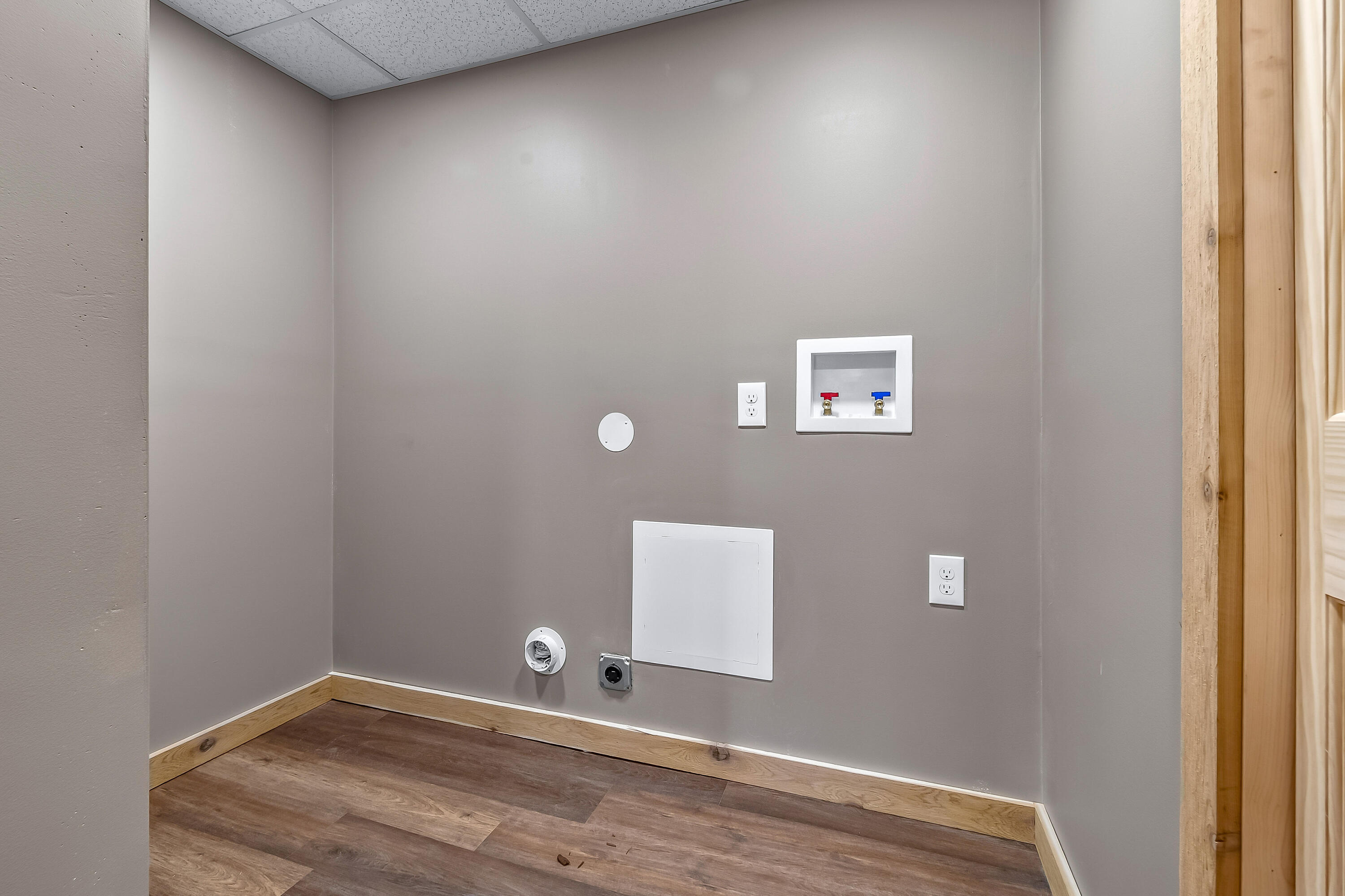 10149 Dennings Road Jonesville, MI 49250 - Photo 27 of 53 38