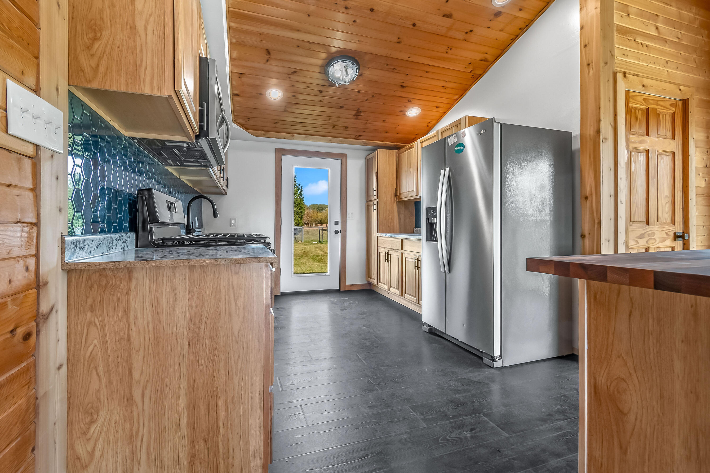 10149 Dennings Road Jonesville, MI 49250 - Photo 32 of 53 43