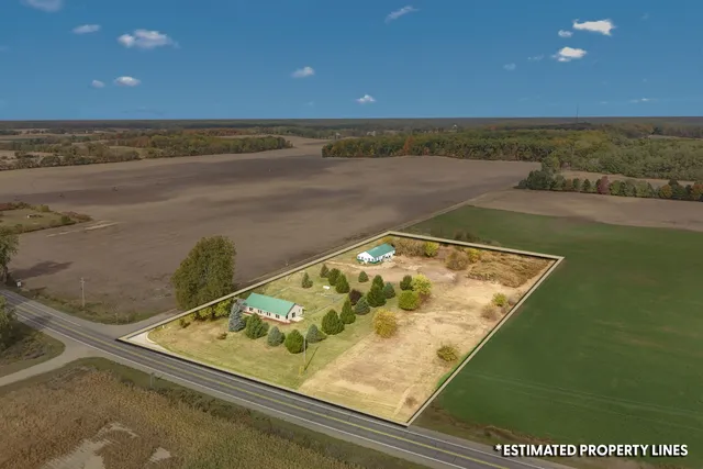 $280,000 | 10149 Dennings Road, Jonesville, MI 49250