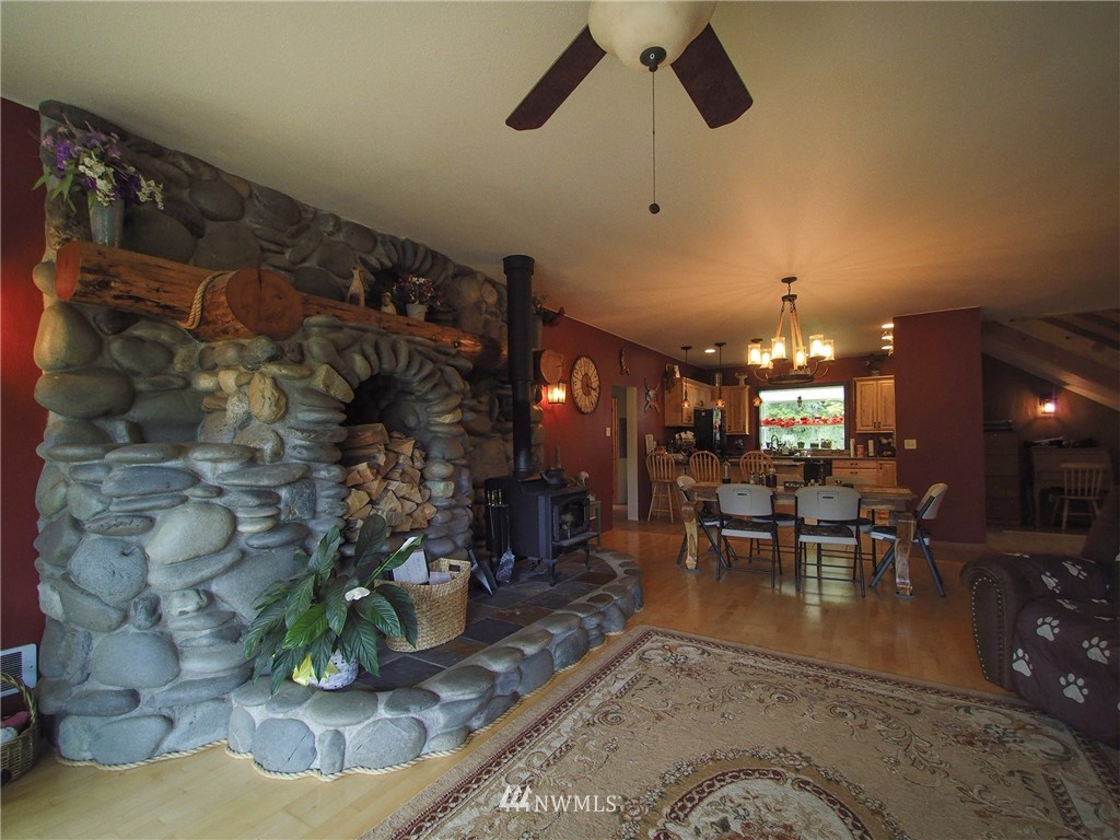 593 Colville Road Port Angeles, WA 98363 - Photo 11 of 40 Gallery Image 11