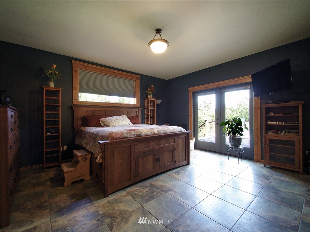 593 Colville Road Port Angeles, WA 98363 - Photo 17 of 40 Gallery Image 17