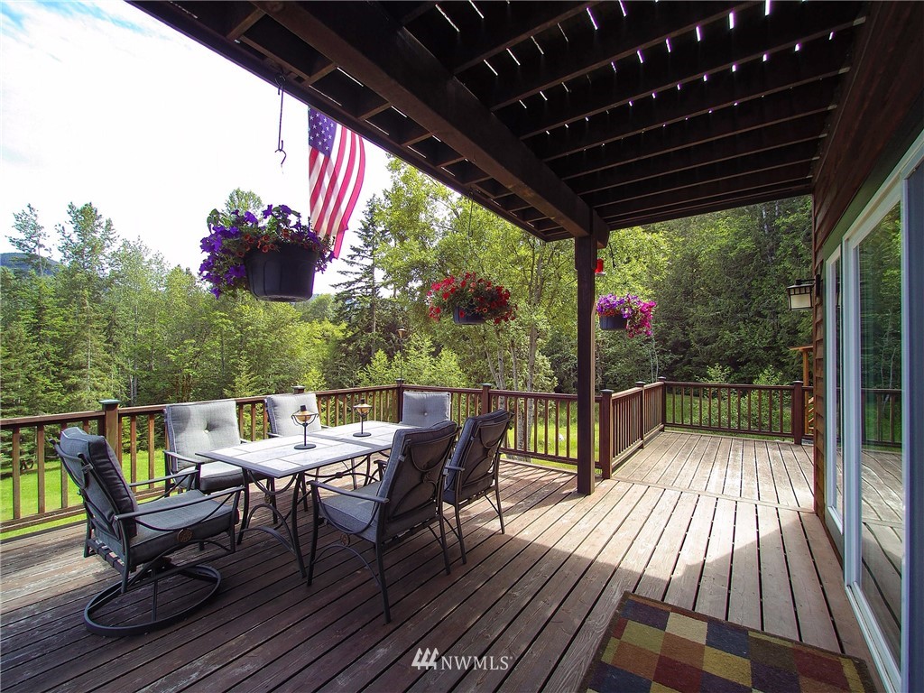593 Colville Road Port Angeles, WA 98363 - Photo 9 of 40 Gallery Image 9