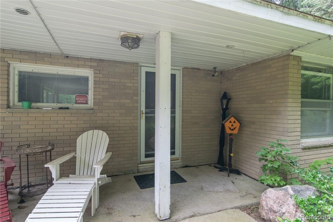 3124 West Rattalee Lake Road Holly, MI 48442 - Photo 2 of 36 DSC_0002.jpg