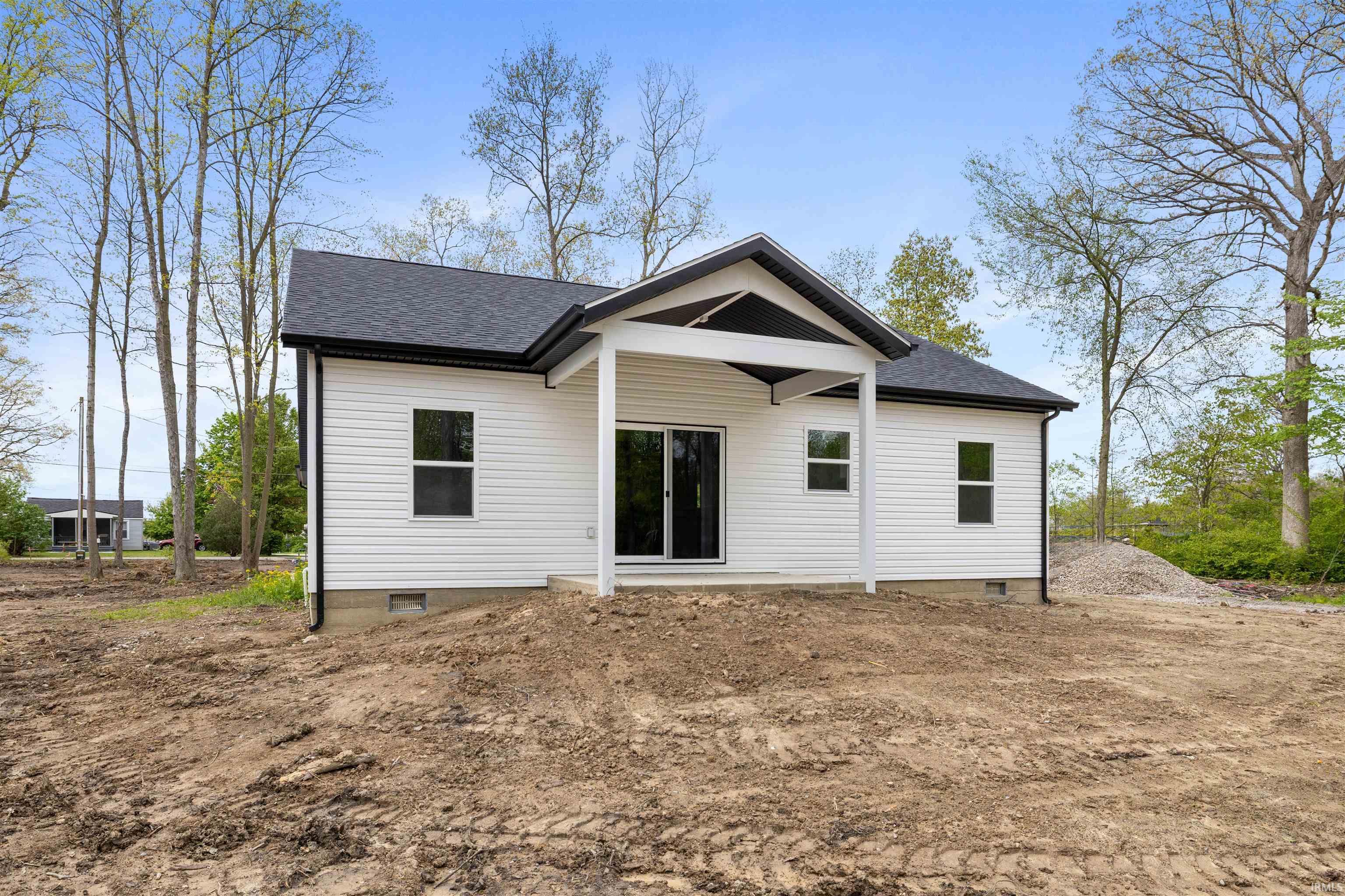 2611 Sheridan Road Fort Wayne, IN 46803 - Photo 8 of 36