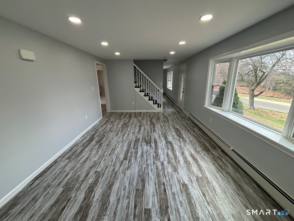 26 Bailey Road Enfield, CT 06082 - Photo 17 of 38