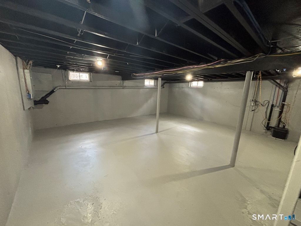 26 Bailey Road Enfield, CT 06082 - Photo 31 of 38