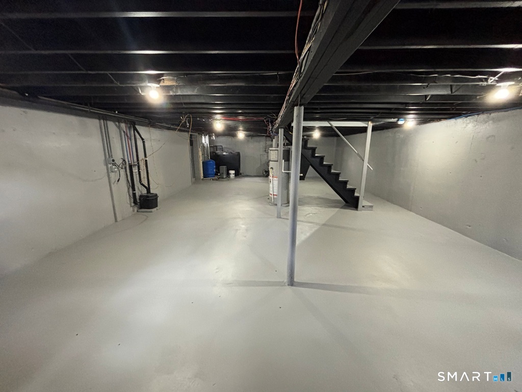 26 Bailey Road Enfield, CT 06082 - Photo 35 of 38