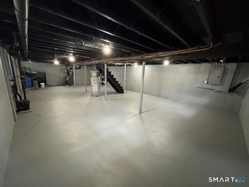 26 Bailey Road Enfield, CT 06082 - Photo 36 of 38