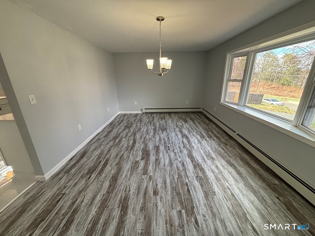 26 Bailey Road Enfield, CT 06082 - Photo 8 of 38