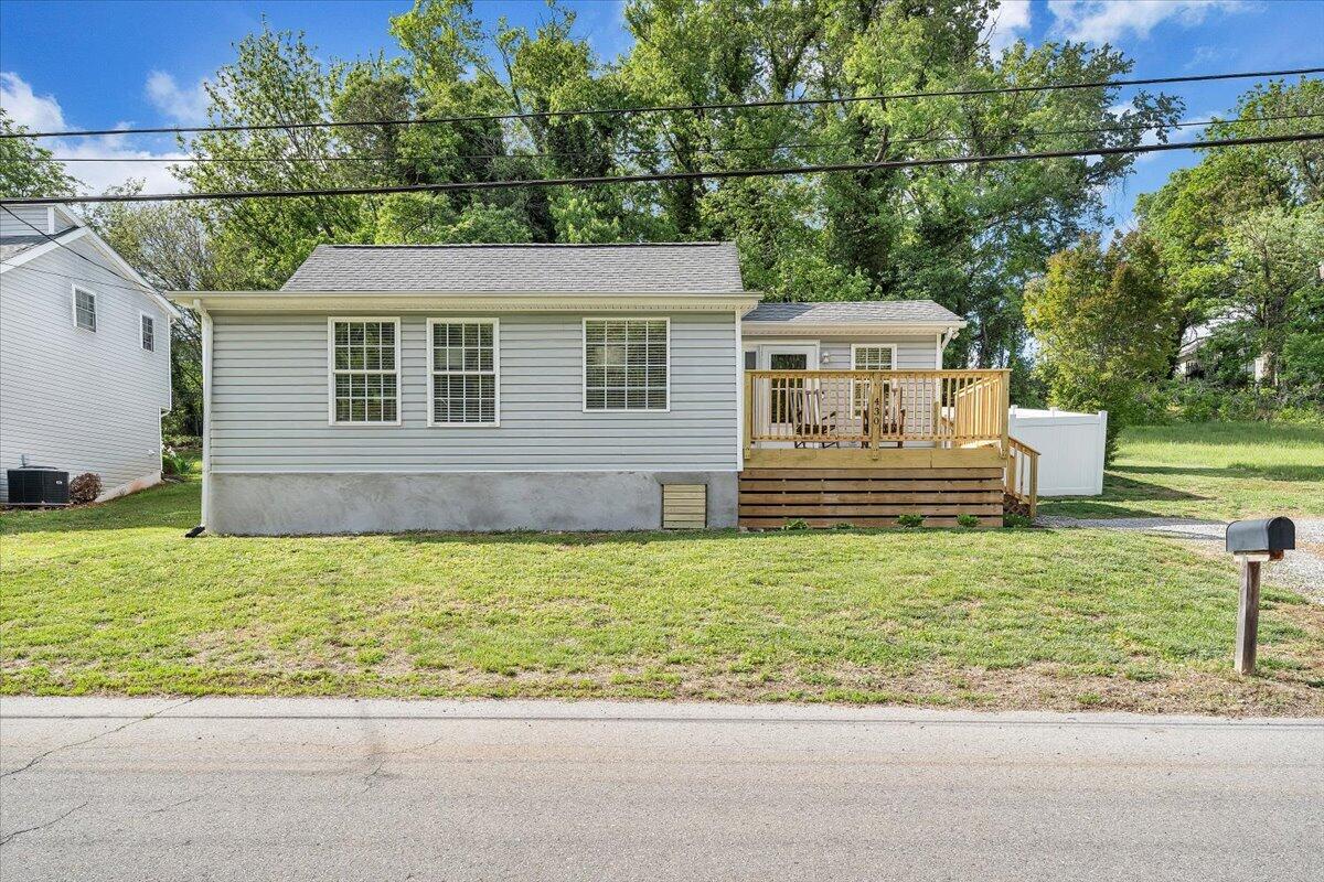 430 Tinker Avenue Vinton, VA 24179 - Photo 36 of 37 38-MIB09595-R5