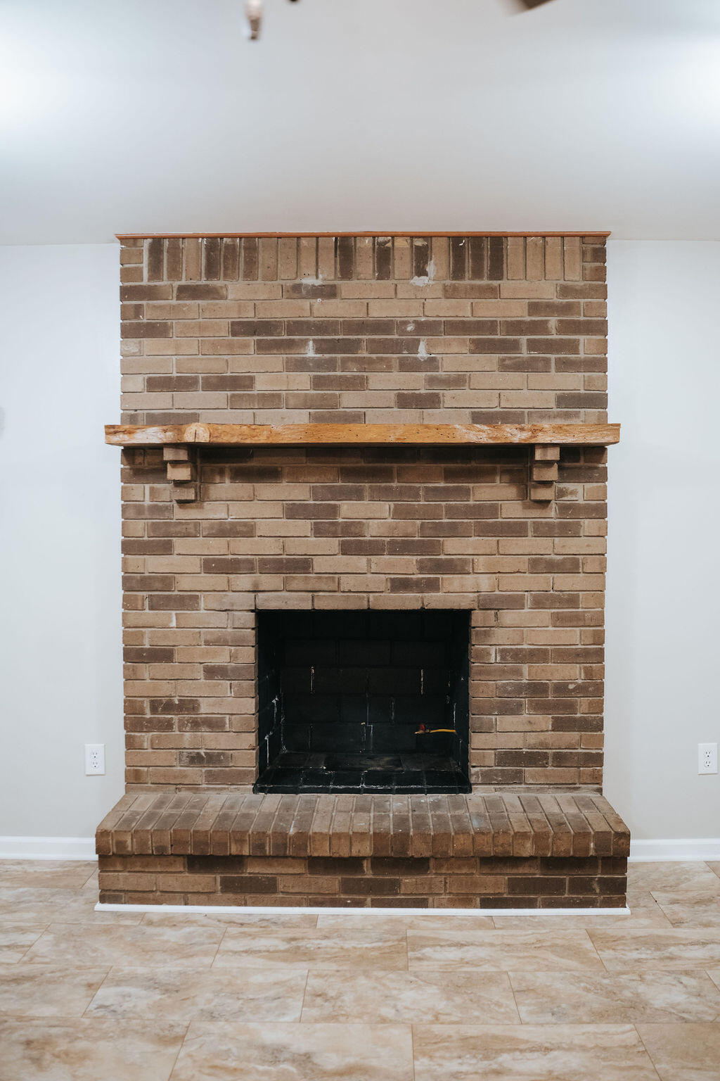 244 Sycamore Road Stanton, KY 40380 - Photo 13 of 46 FIREPLACE