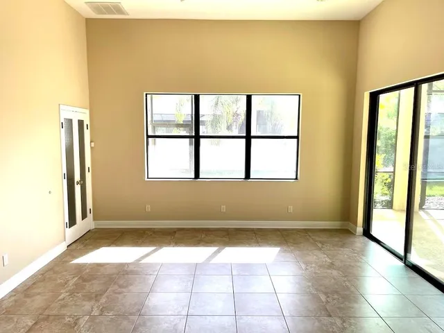 $4,250 | 15604 Hampton Village Drive, Tampa, FL 33618