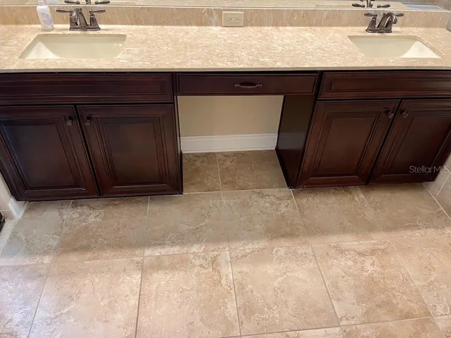 $4,250 | 15604 Hampton Village Drive, Tampa, FL 33618