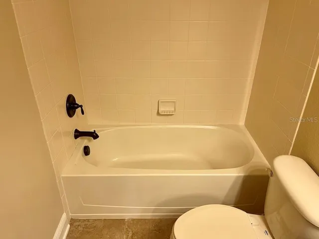 $4,250 | 15604 Hampton Village Drive, Tampa, FL 33618