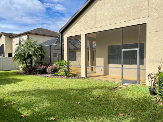 $4,250 | 15604 Hampton Village Drive, Tampa, FL 33618