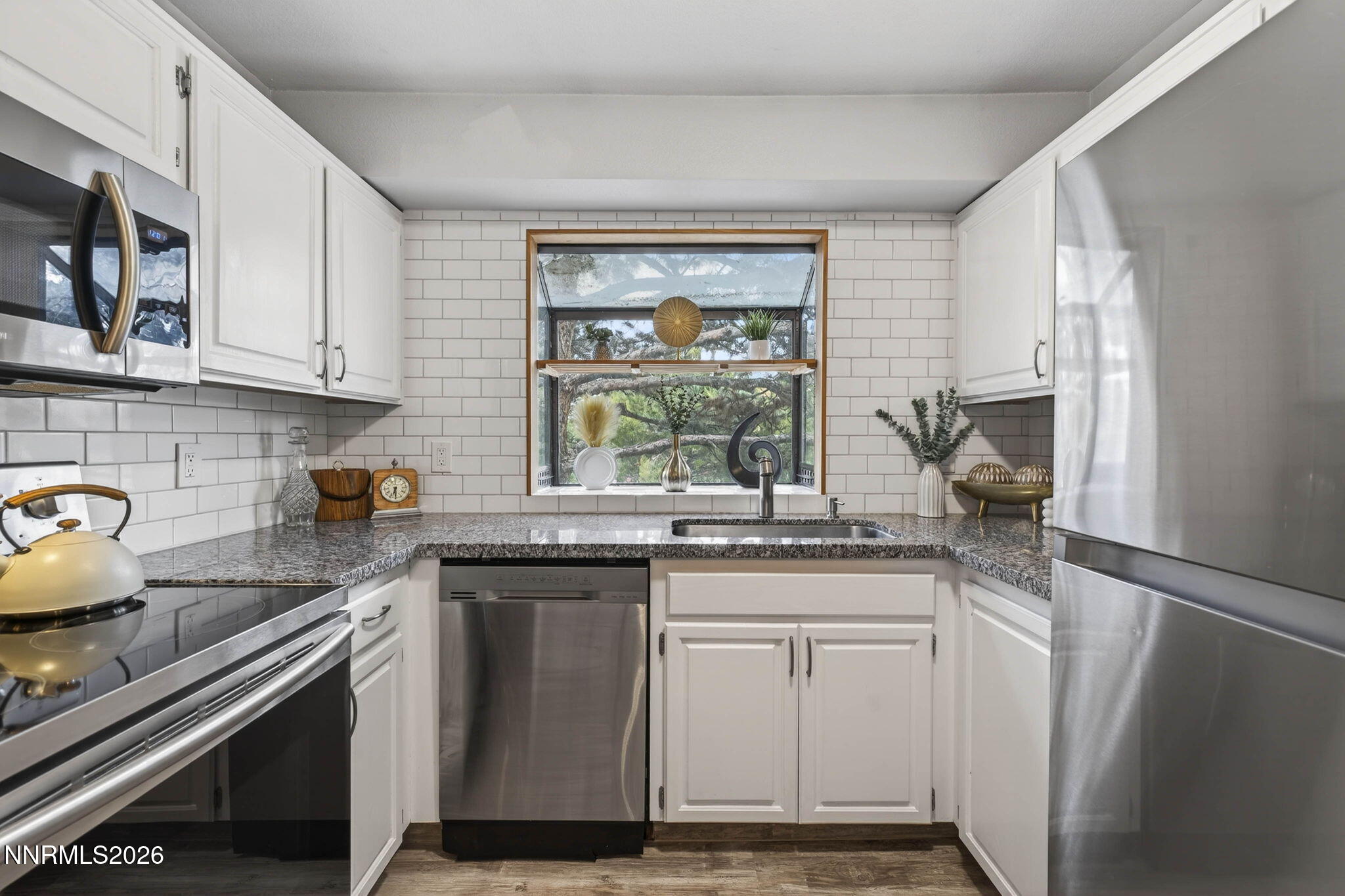 1485 Selmi Drive Reno, NV 89512 - Photo 13 of 27 14-web-or-mls-1485 Selmi-14