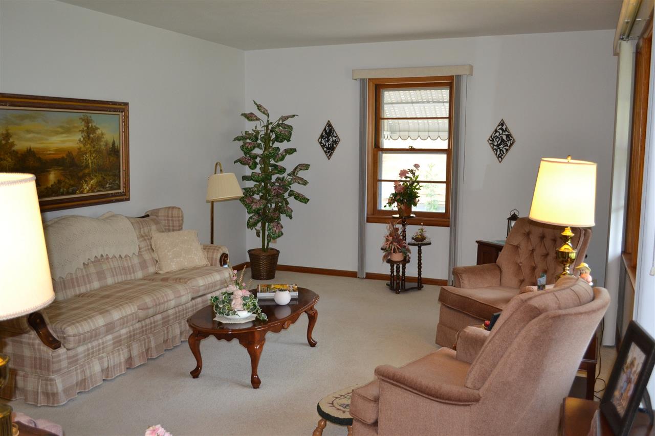 2330 Pelham Road Rockford, IL 61107 - Photo 3 of 18 Gallery Image 3