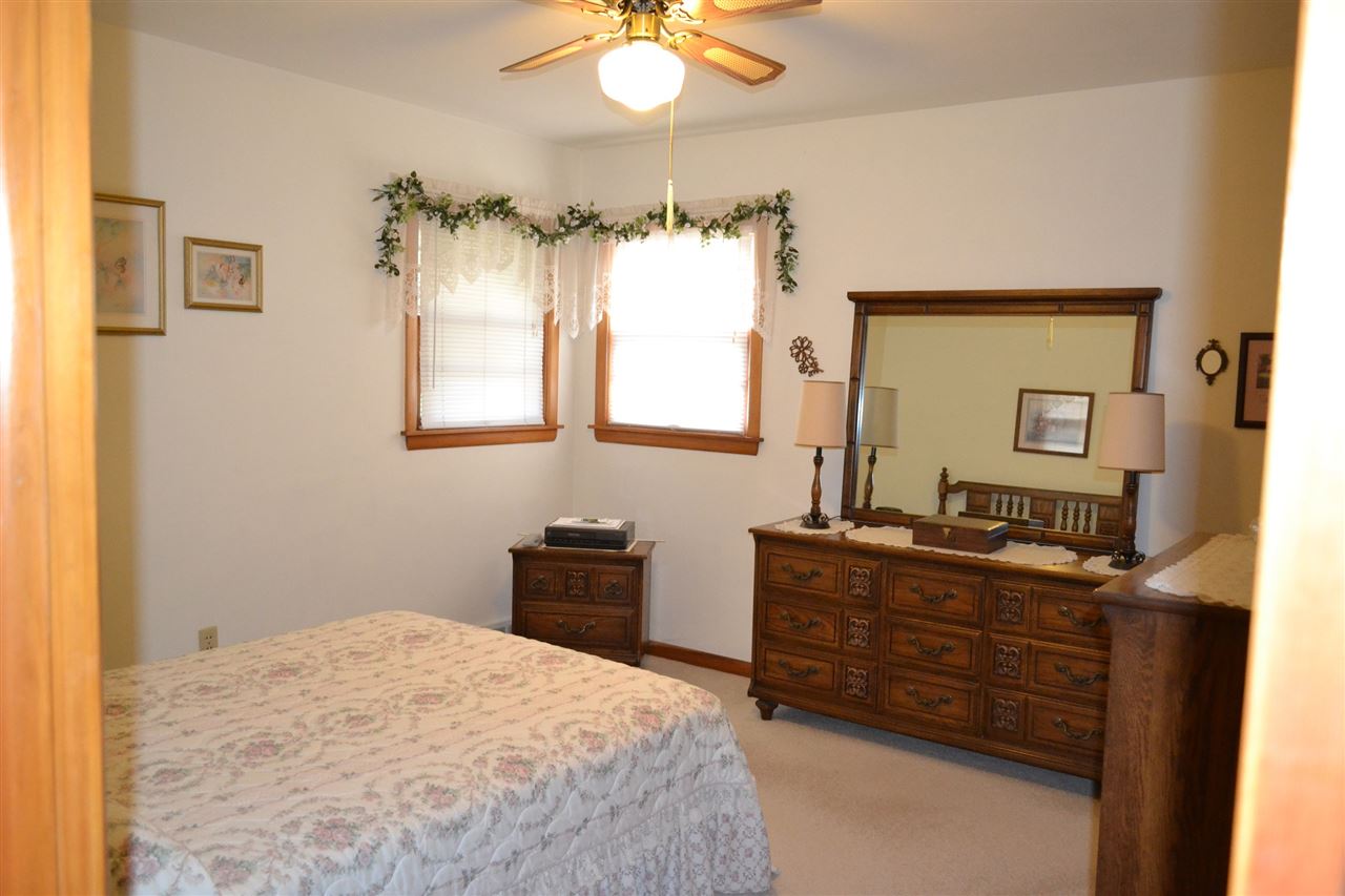 2330 Pelham Road Rockford, IL 61107 - Photo 9 of 18 Gallery Image 9