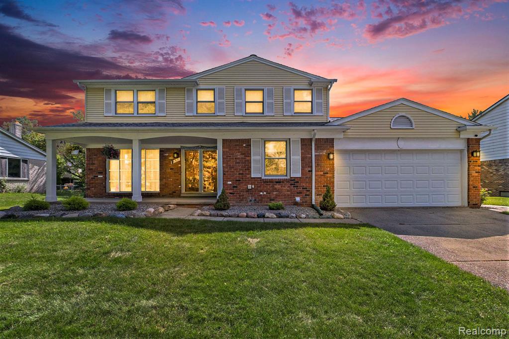 857 Hampton Circle Rochester Hills, MI 48307 - Photo 3 of 41