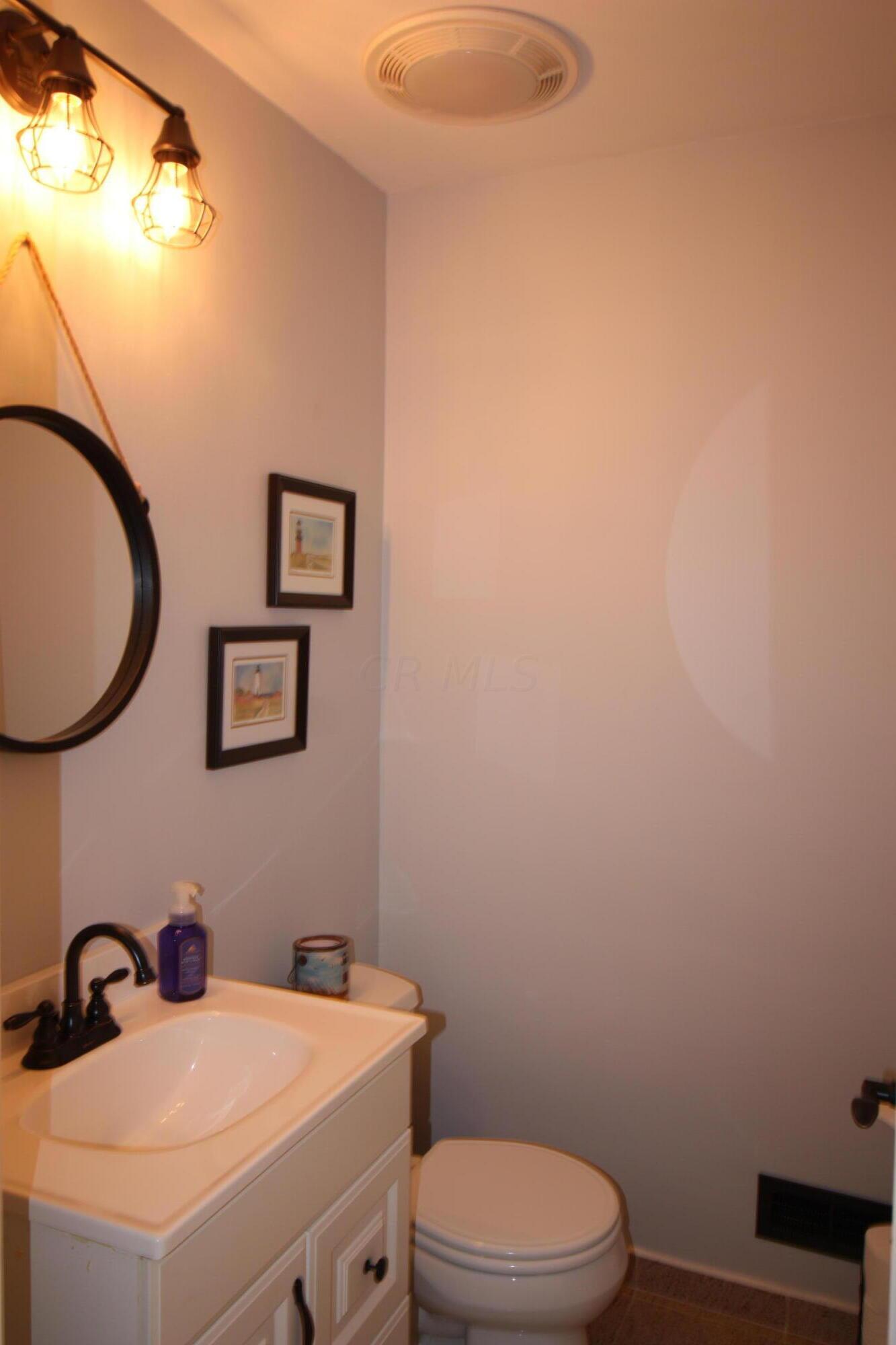 330 Topsfield Road Columbus, OH 43228 - Photo 9 of 28 updated bathroom