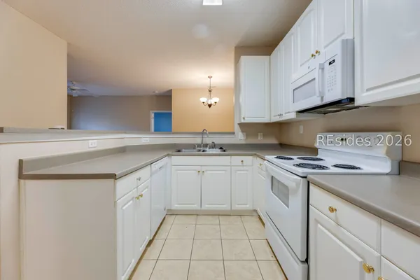 $225,000 | 100 Kensington Boulevard, Unit 1404, Bluffton, SC 29910