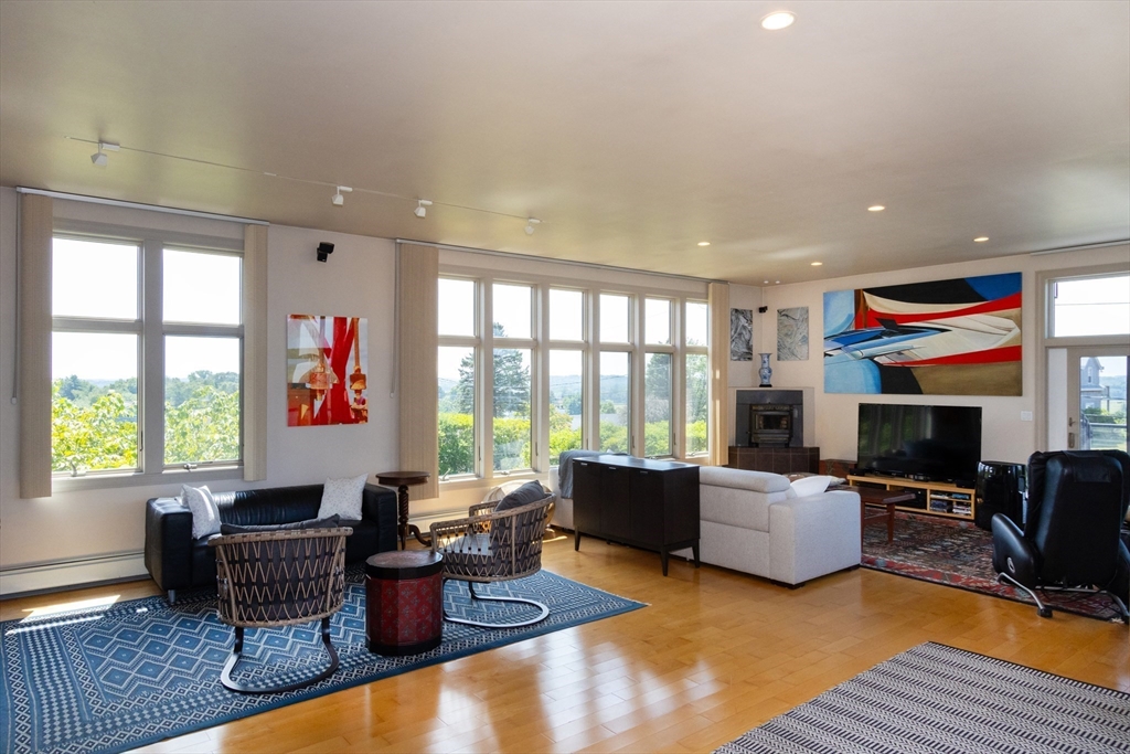 8 Goldfinch Way Ipswich, MA 01938 - Photo 16 of 41