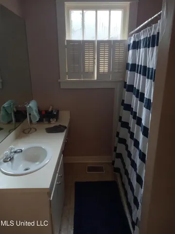 $337,000 | 107-109 East Percy Street, Indianola, MS 38751