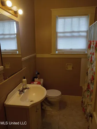 $295,000 | 107-109 East Percy Street, Indianola, MS 38751