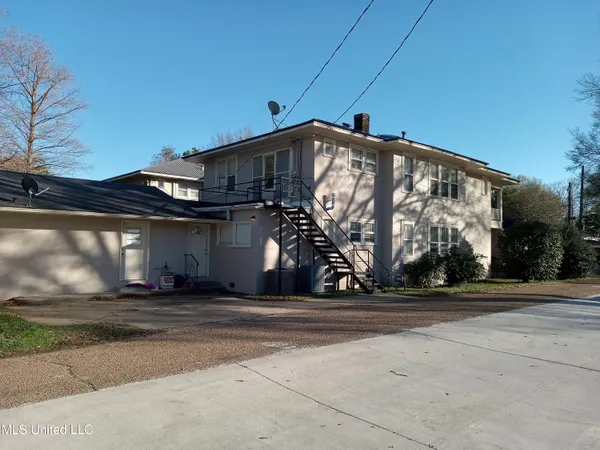 $295,000 | 107-109 East Percy Street, Indianola, MS 38751