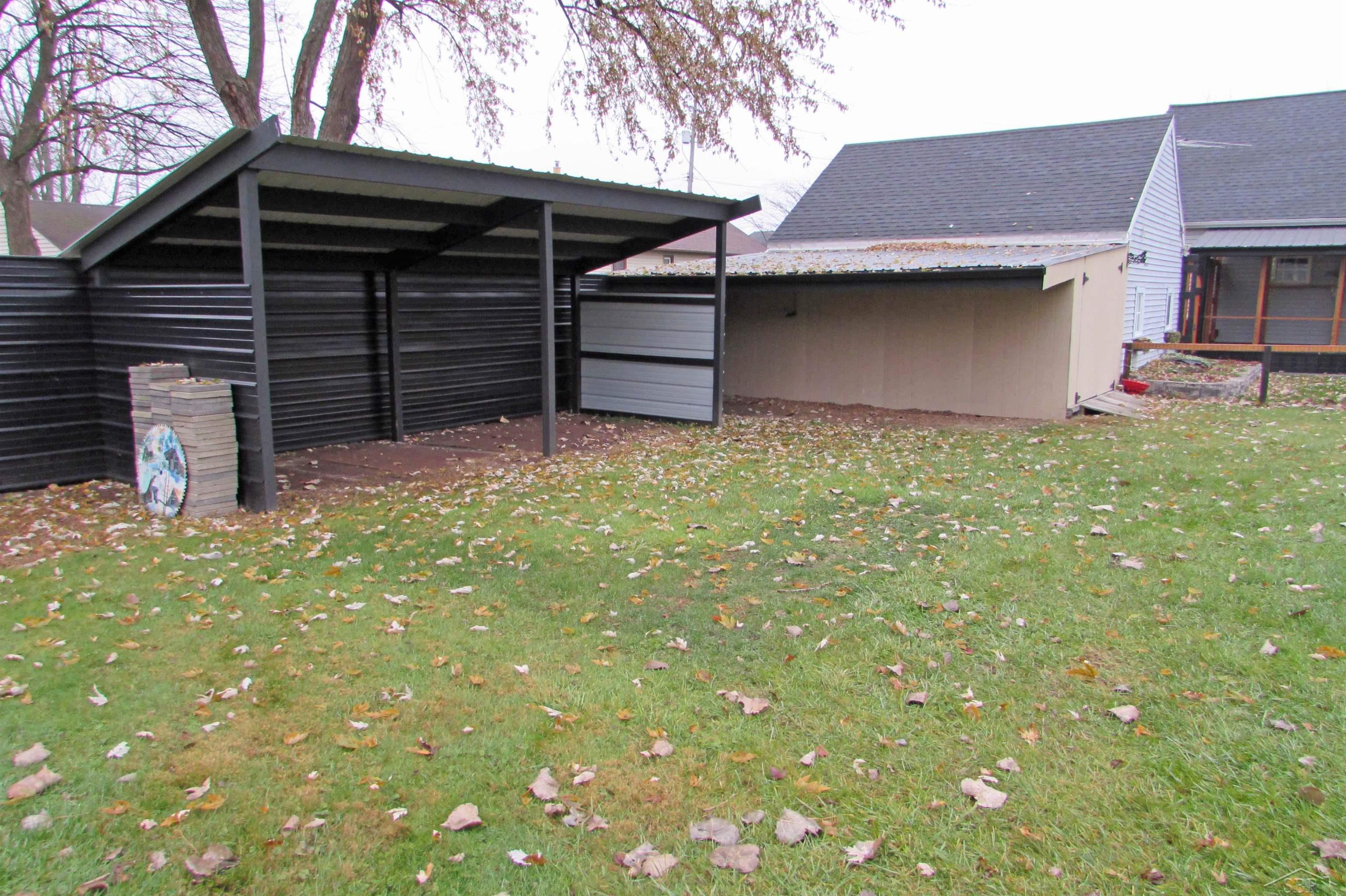 130 Bacon Road Saginaw, MI 48609 - Photo 14 of 40 50194792-aba04dbb-cb71-4fe2-9252-a91624583903.JPG
