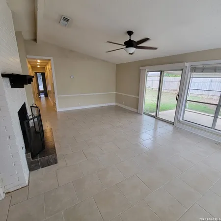 $1,875 | 1922 Oakline Drive, San Antonio, TX 78232