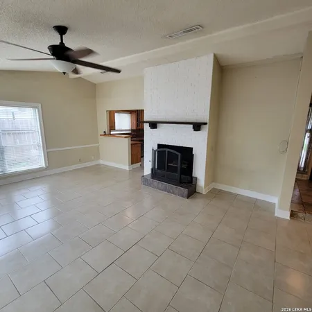 $1,875 | 1922 Oakline Drive, San Antonio, TX 78232