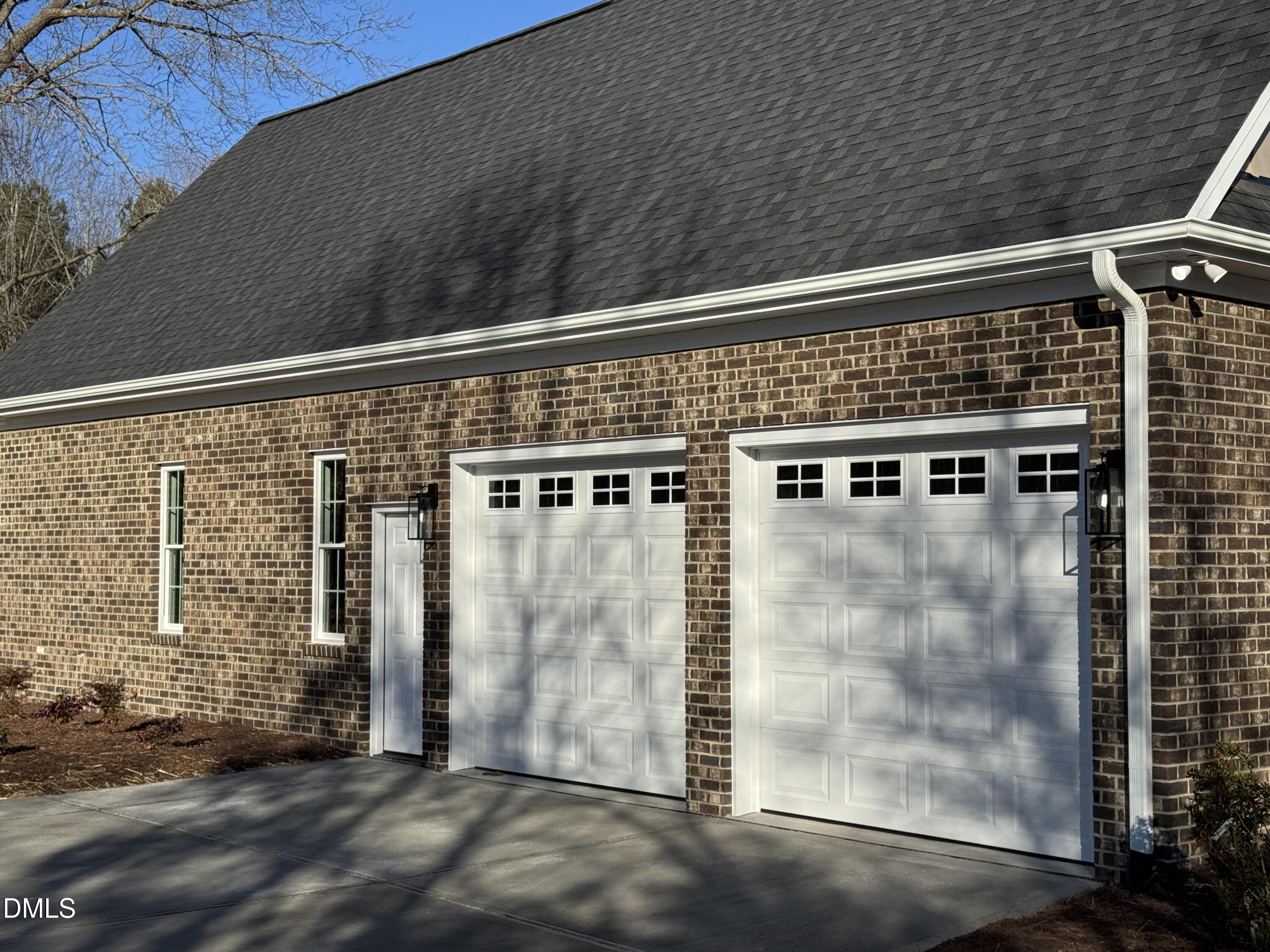 325 Wesfield Drive Roxboro, NC 27574 - Photo 4 of 38 IMG_6027