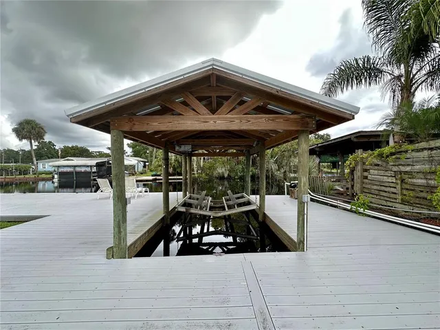 $399,000 | 55744 Holiday Circle, Astor, FL 32102