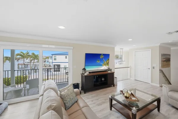 $970,000 | 10751 South Ocean Drive, Unit B2, Jensen Beach, FL 34957