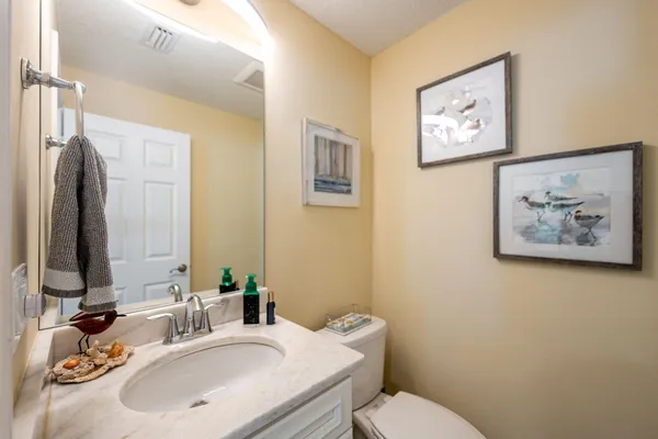 $970,000 | 10751 South Ocean Drive, Unit B2, Jensen Beach, FL 34957
