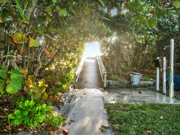 $970,000 | 10751 South Ocean Drive, Unit B2, Jensen Beach, FL 34957