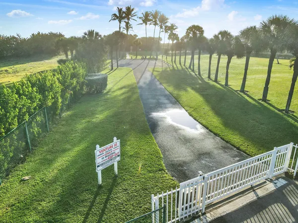 $970,000 | 10751 South Ocean Drive, Unit B2, Jensen Beach, FL 34957