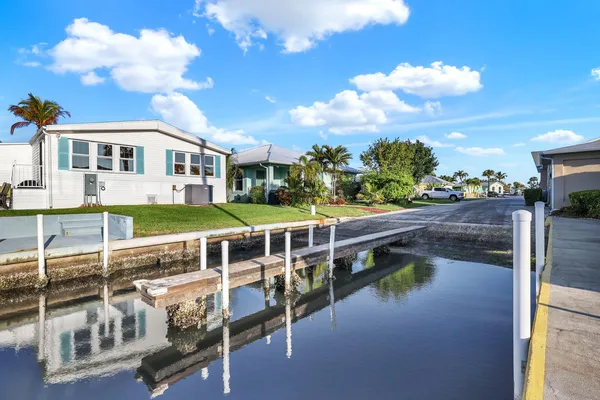 $970,000 | 10751 South Ocean Drive, Unit B2, Jensen Beach, FL 34957