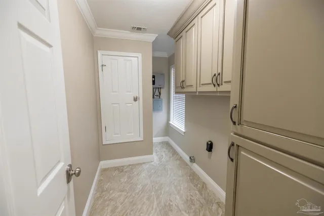 a view of walk in closet