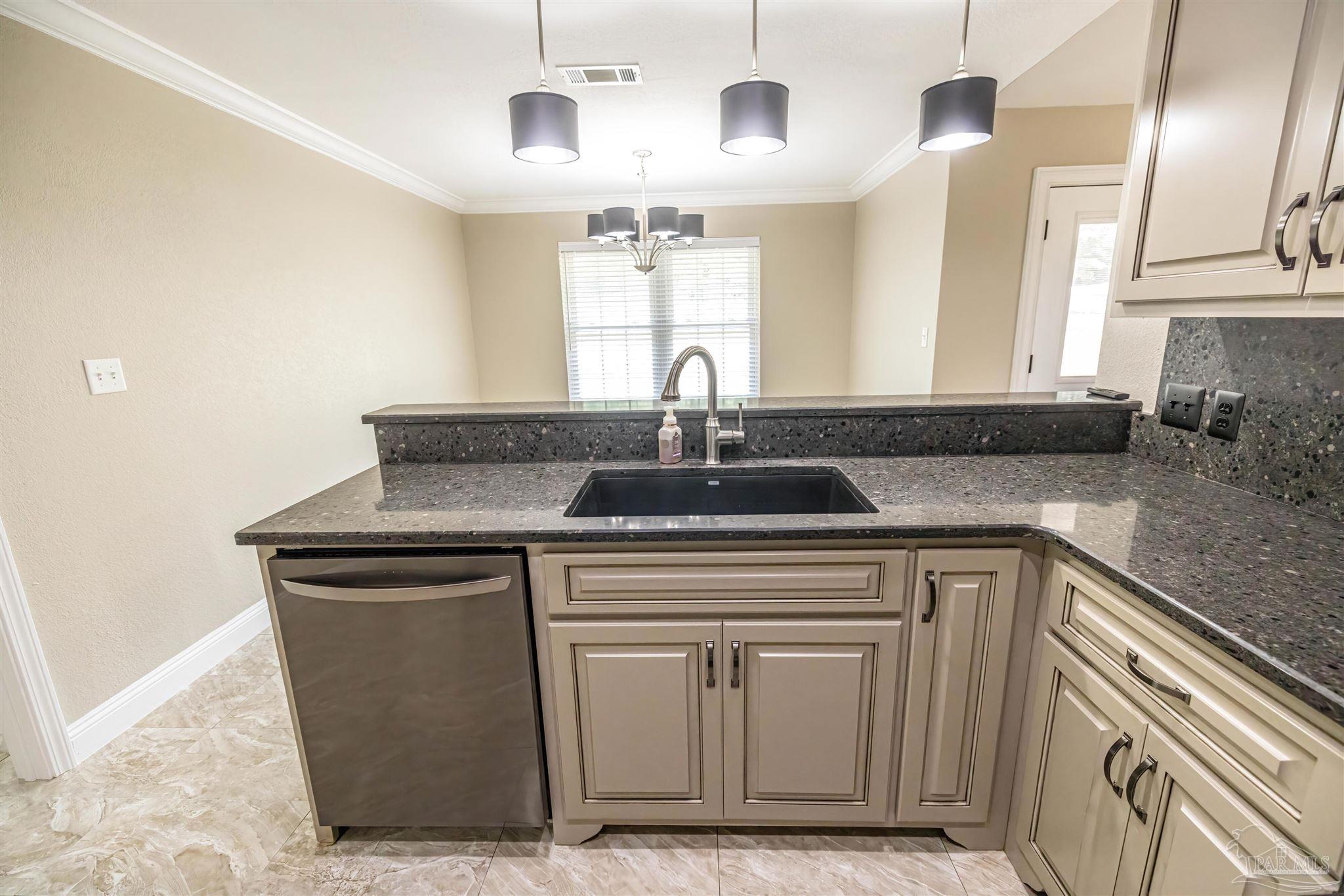 5970 Gillum Road Milton, FL 32570 - Photo 6 of 24