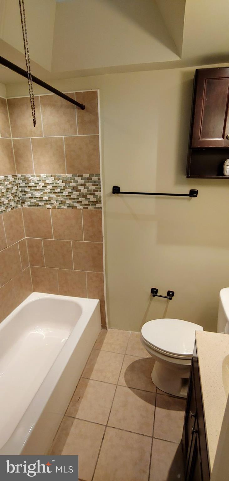 1815 Merribrook Road Philadelphia, PA 19151 - Photo 8 of 11 Gallery Image 8